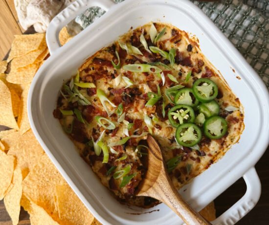 jalapeno popper dip with chips